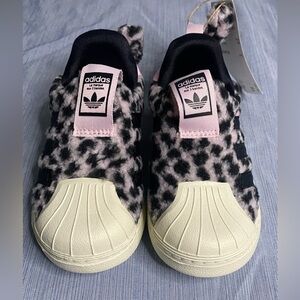 Adidas Kids Sneakers with Pink and Black Leopard Print Superstar 360 Size 7 K